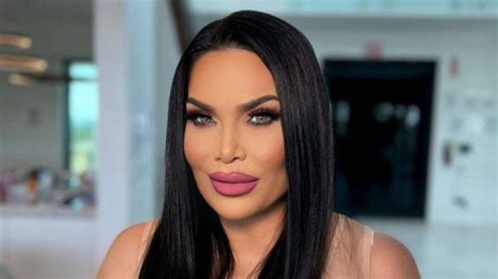Bianca Censori Pre Plastic Surgery: Unveiling the Journey to Stardom